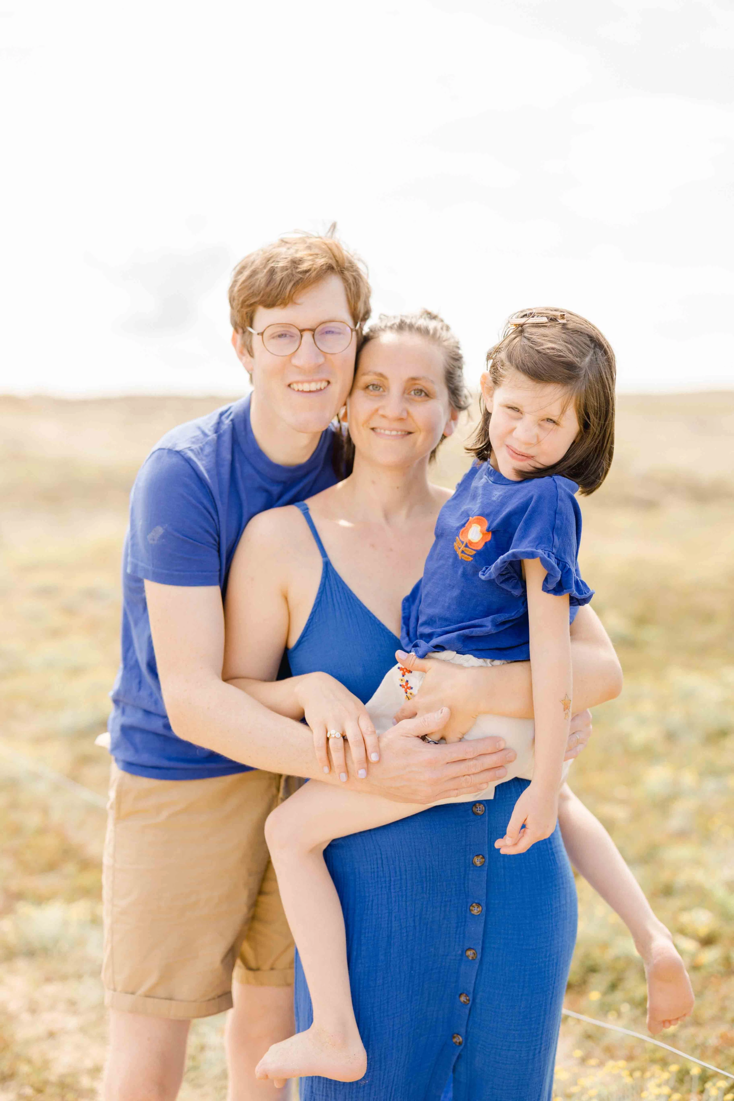 bonheur main sourire enfant amour